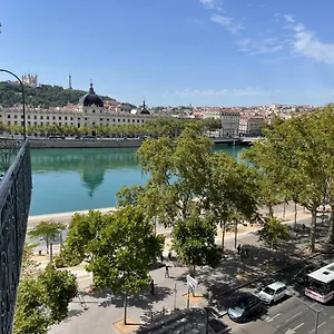 Vue Sur Rhone Lyon